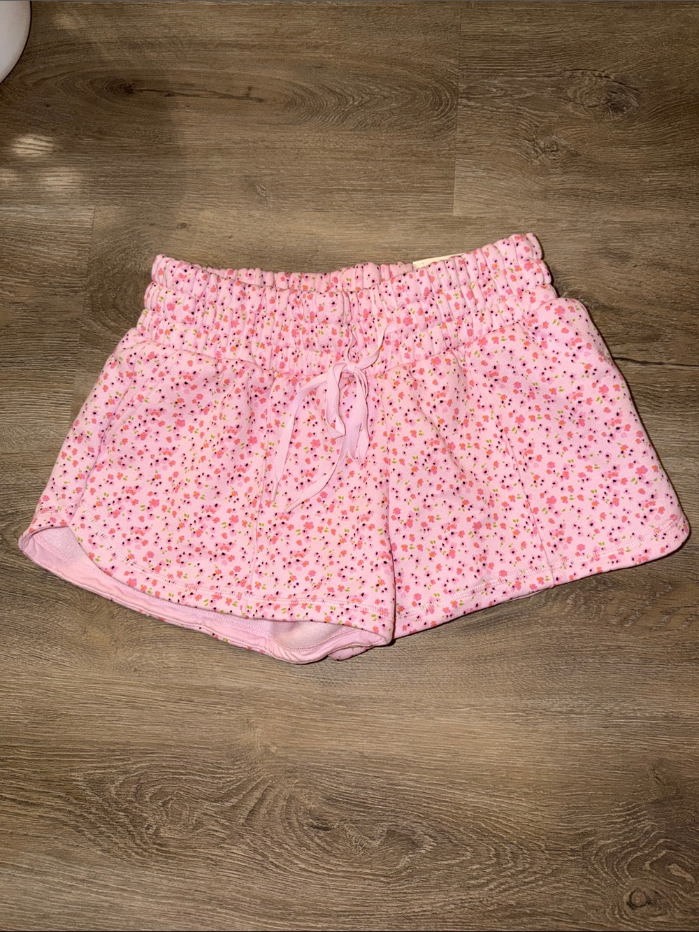 NWT- Logilates- size s- Pink Floral Drawstring Women’s Shorts